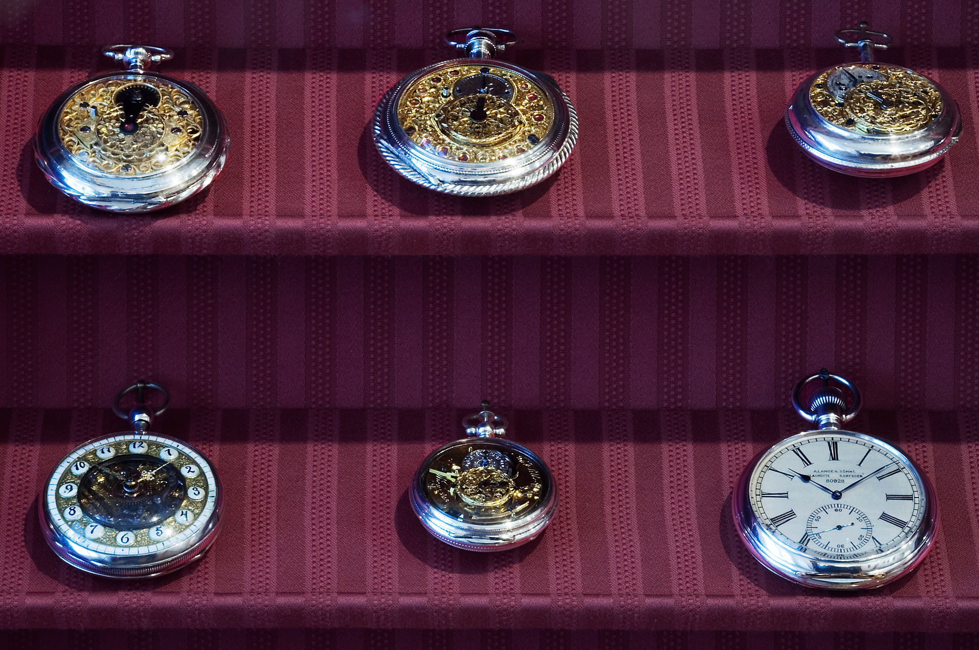 The timestamp in your footer that’s costing you readers