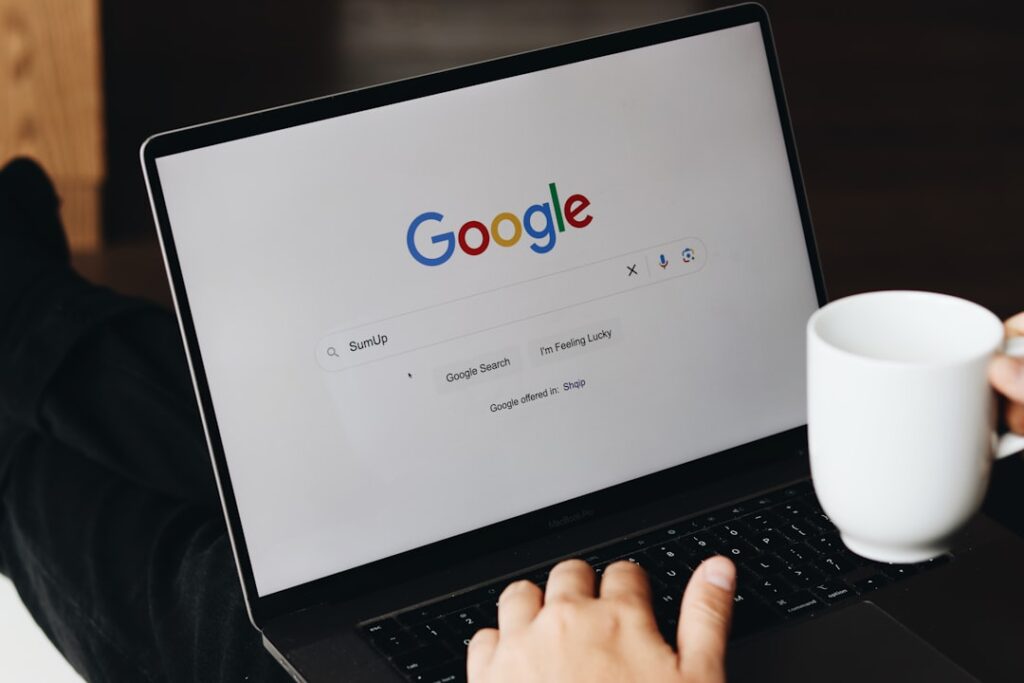 Google Search Console click data lag: when yesterday's spike appears next week