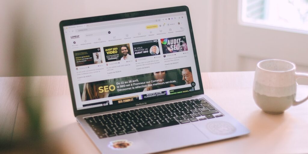 Content republishing to Medium and LinkedIn: SEO penalty or free reach?